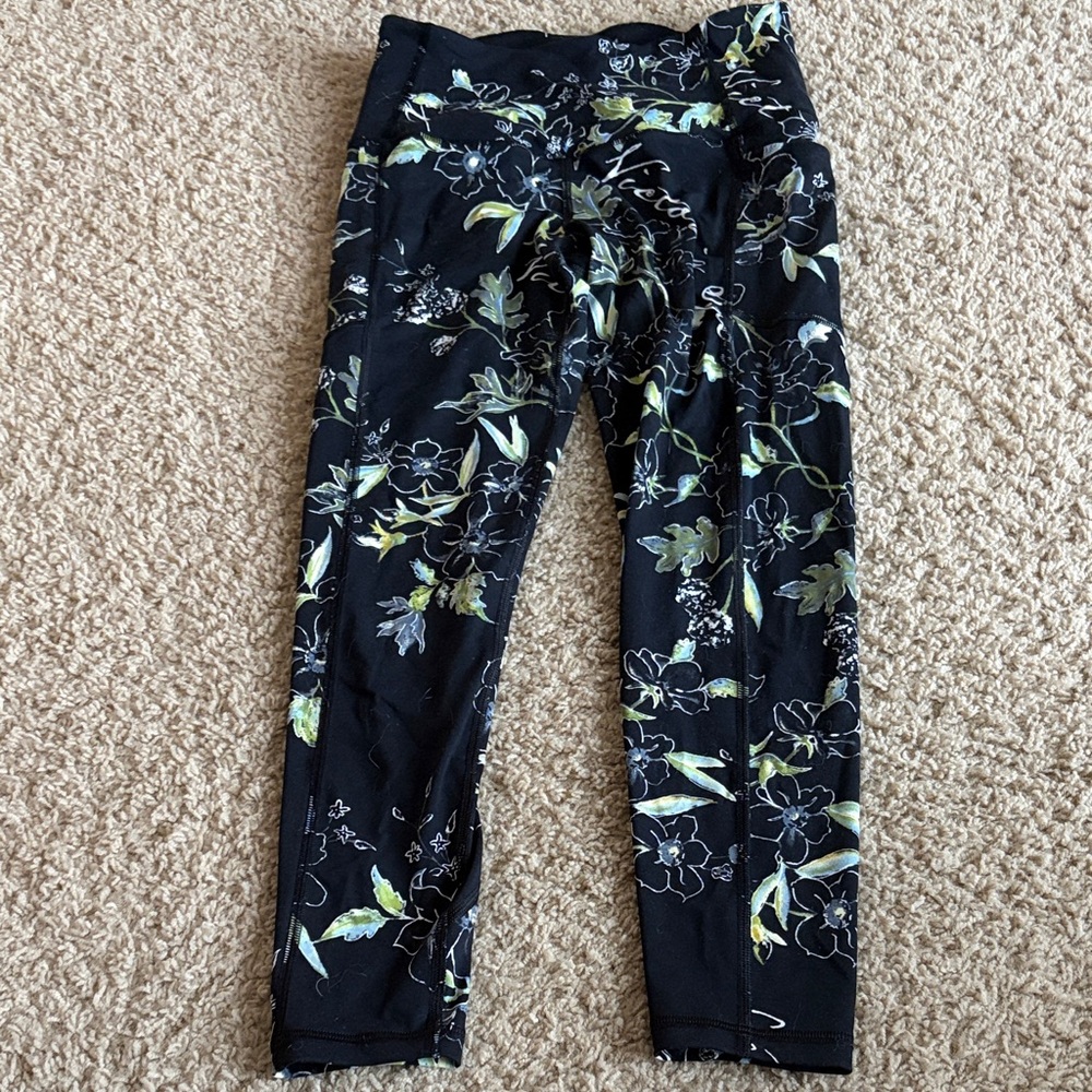 Victoria's Secret Sport Black Floral Leggings